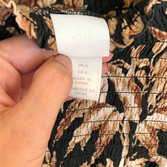 H&M Caftan - Picture 3 of 6